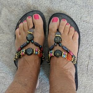 NWOT- LOVELY PEOPLE JELLIES